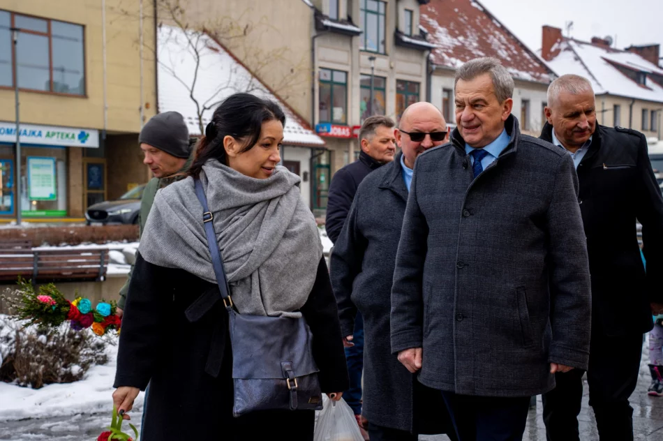 Wielkanocny klimat na limanowskim rynku (ZDJĘCIA) - zdjęcie 5