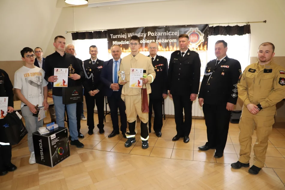 Miejsko-Gminny Turniej Wiedzy Pożarniczej rozstrzygnięty - zdjęcie 2