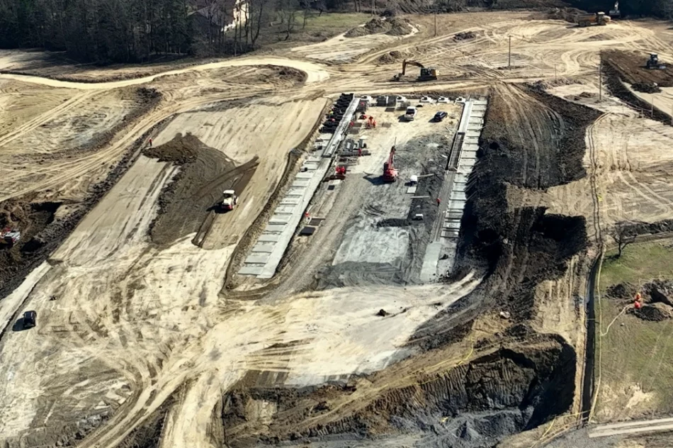 Przygotowania do drążenia tuneli - zobacz plac budowy (ZDJĘCIA) - zdjęcie 14