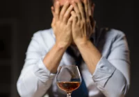 Alkohol a układ odpornościowy - dlaczego pijący częściej chorują - zdjęcie główne
