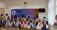 Wielkanocne spotkanie przedszkolaków z władzami miasta pełne tradycji i radości - zdjęcie 4