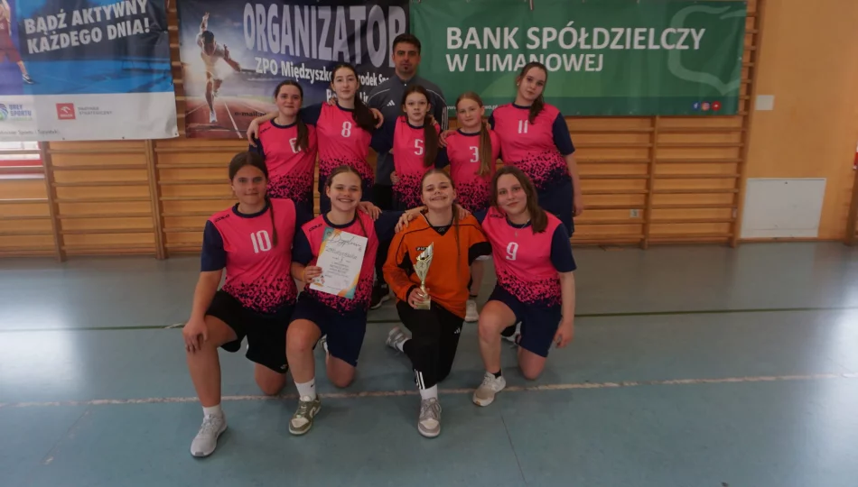 Łostówka najlepsza w powiatowej rywalizacji - zdjęcie 1