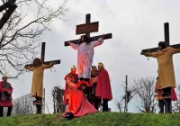 Wystawili pasyjne widowisko - zdjęcie główne