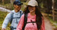 Stylizacje streetwear dla dorosłych i młodzieży. Czy coś je różni? - zdjęcie 3