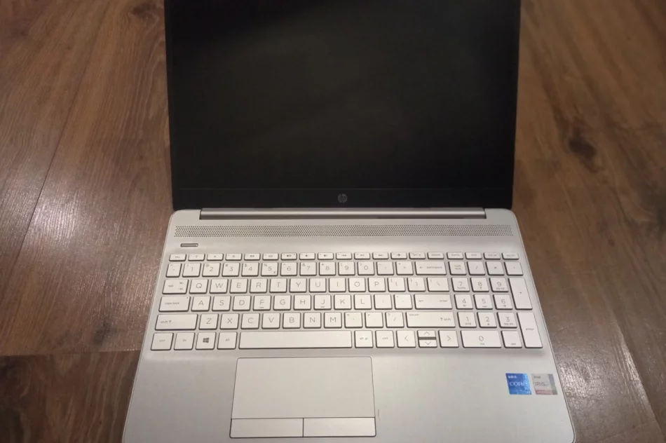Szybki laptop HP, i5 11-gen 4-rdzeniowy, SSD 500GB 15.6" - ZADBANY. - zdjęcie 1