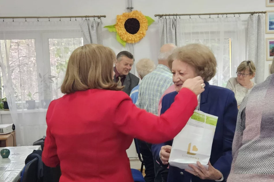 Wielkanocne śniadanie seniorów i władz miasta - zdjęcie 6