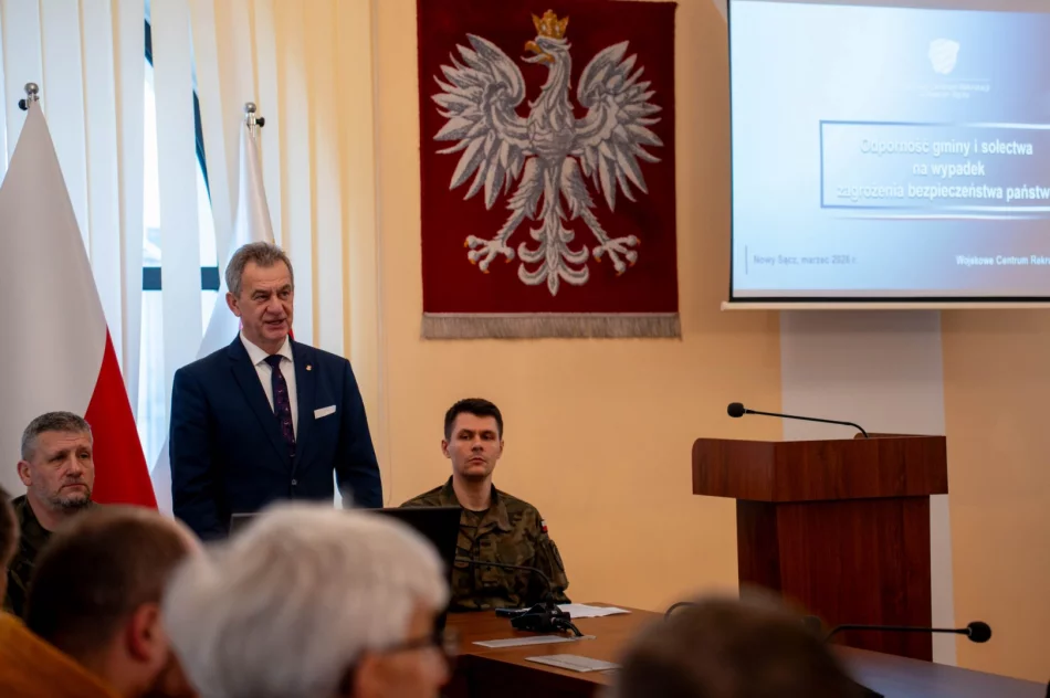Bezpieczeństwo i sytuacje kryzysowe. Samorządowcy spotkali się w starostwie - zdjęcie 2