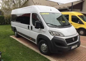 Wynajem busa 9-cio osobowego z kierowcą na wesela , transfer lotniczy - Zdjęcie główne