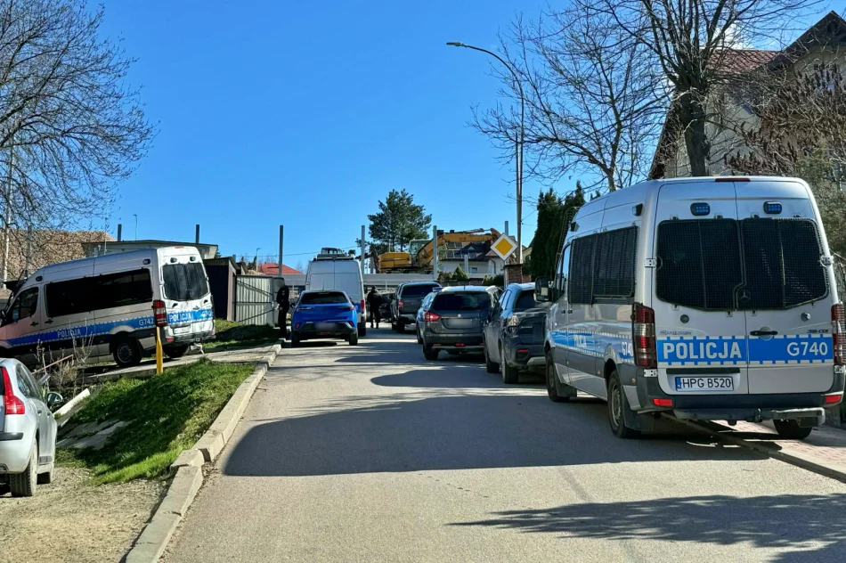6 osób zatrzymanych, 3 osoby poszkodowane - zdjęcie 10