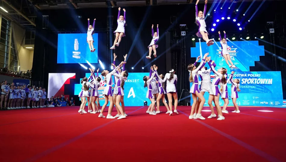 Złoto i tytuł Mistrza Polski! Wielki sukces zawodniczek Royal Cheerleaders Academy - zdjęcie 1