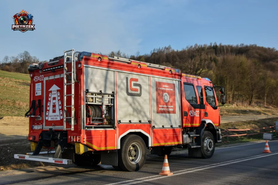 Zderzenie trzech samochodów na „krajówce” - zdjęcie 9