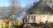 Ogień zniszczył dom. Rodzina prosi o pomoc w odbudowie - zdjęcie 2