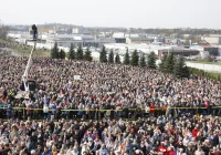 Kard Ryś: Bóg ma dla nas wielkie miłosierdzie, bo rodzi nas do żywej nadziei - zdjęcie główne
