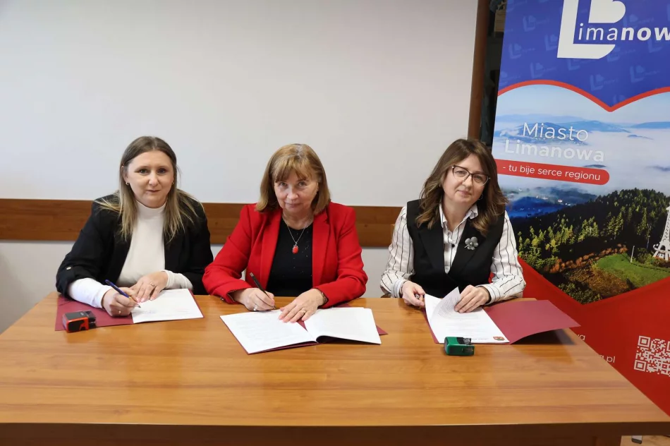 Powstanie nowy plac zabaw przy ul. Fabrycznej – podpisano umowę na realizację inwestycji - zdjęcie 2