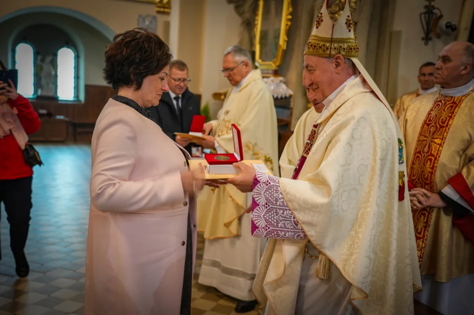 Dobroczynność na medal (ZDJĘCIA) - zdjęcie 15
