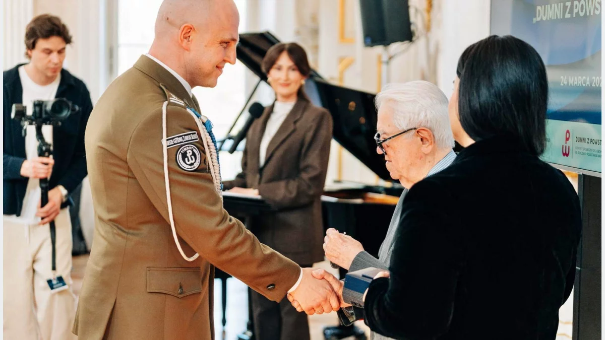 Ppłk Jan Rosiek, dowódca 114. batalionu lekkiej piechoty WOT w Limanowej.