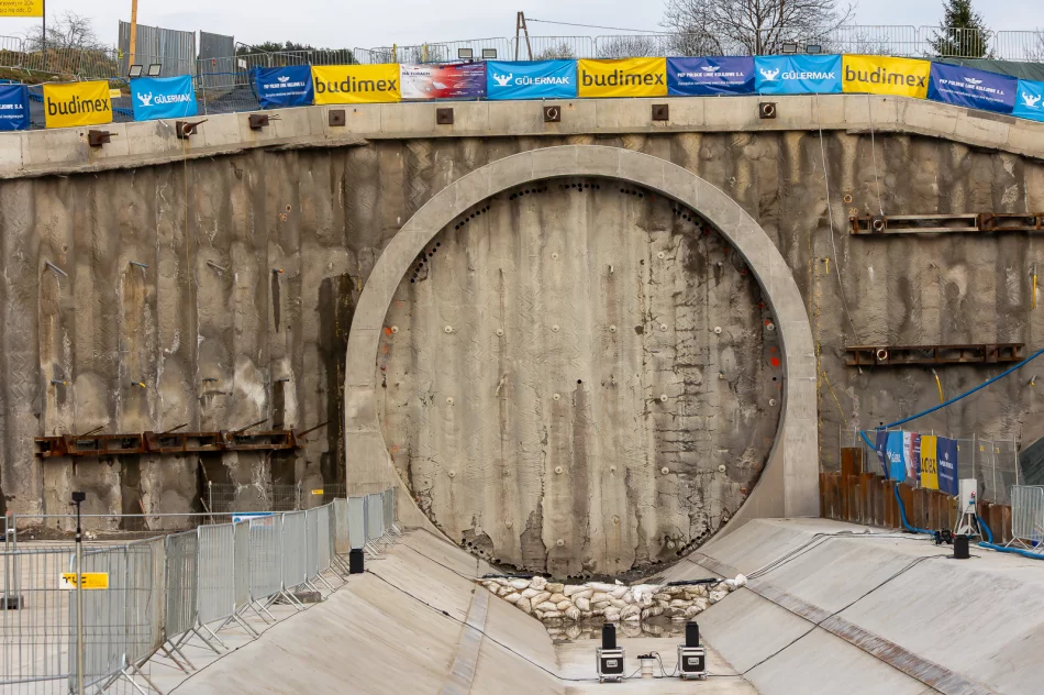 Podłęże-Piekiełko: TBM Jadwiga wydrążyła tunel - zdjęcie 2