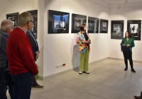 Artyści o ciele i fotografii. Finisaż wystawy - zdjęcie główne
