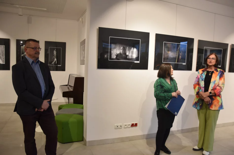 Artyści o ciele i fotografii. Finisaż wystawy - zdjęcie 8