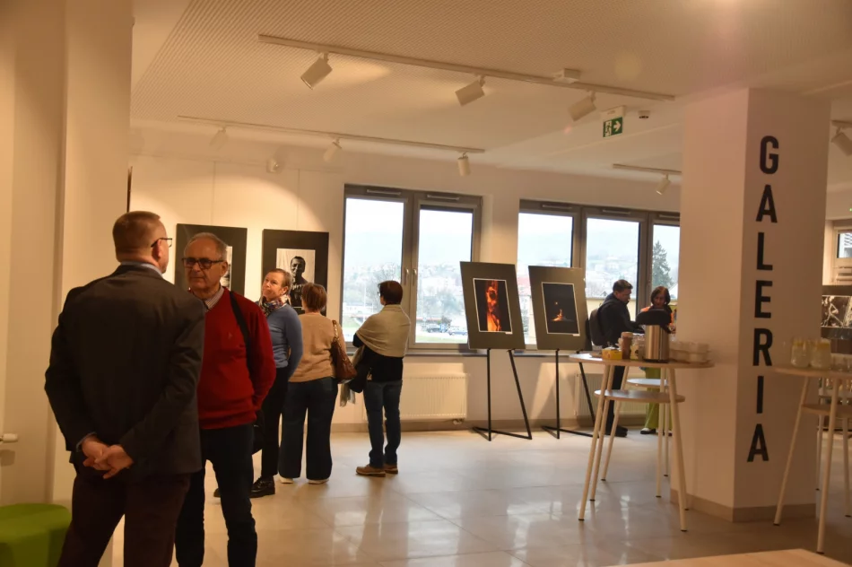 Artyści o ciele i fotografii. Finisaż wystawy - zdjęcie 10