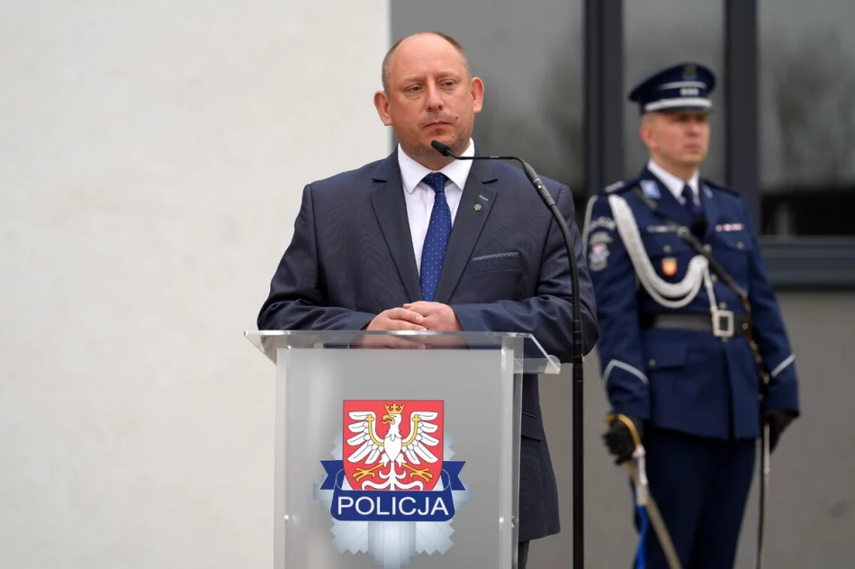 Nowi policjanci w garnizonie. Sześciu trafi do Limanowej - zdjęcie 13
