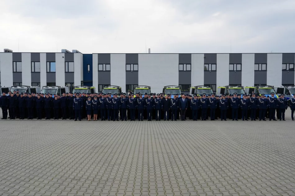 Nowi policjanci w garnizonie. Sześciu trafi do Limanowej - zdjęcie 16