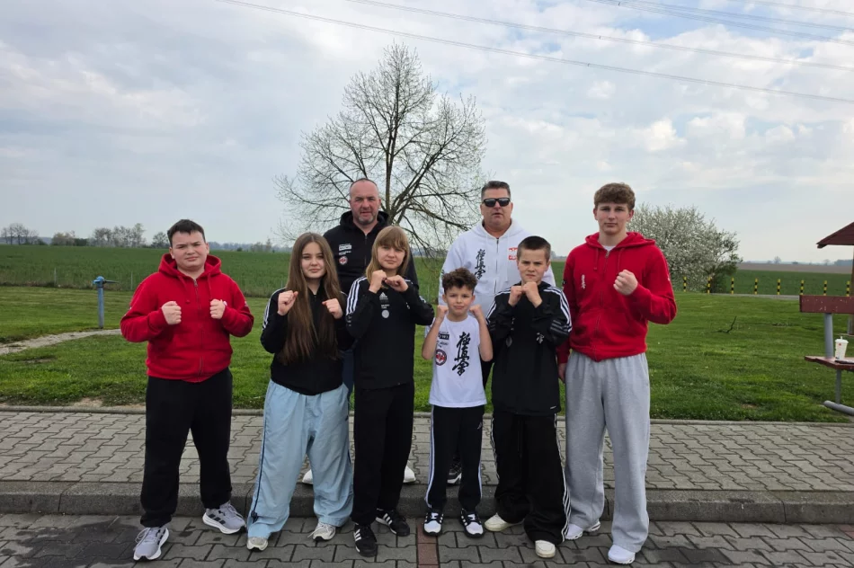 5 złotych medali i 1 srebrny dla zawodników Limanowskiego Klubu Kyokushin Karate w Schweinfurt w Niemczech - zdjęcie 3