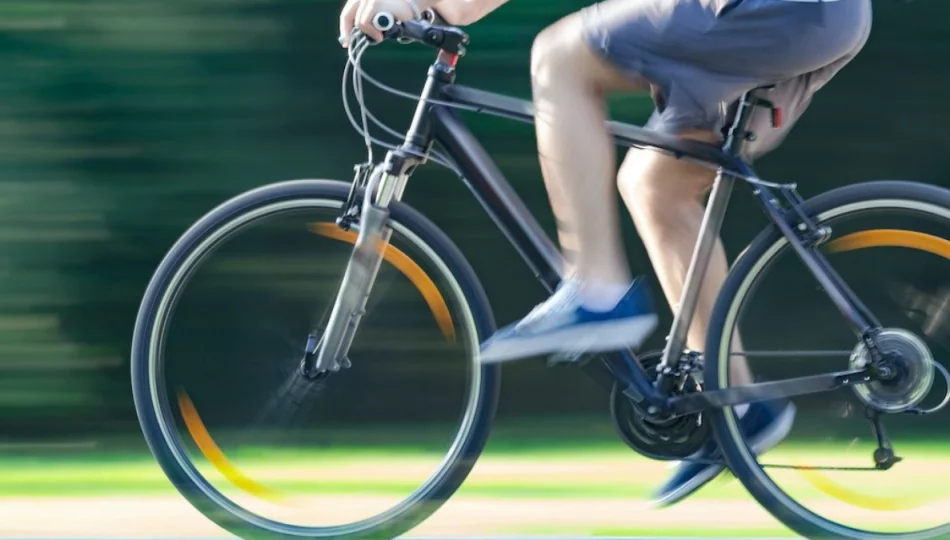 Pijany rowerzysta zderzył się z autem - zdjęcie 1