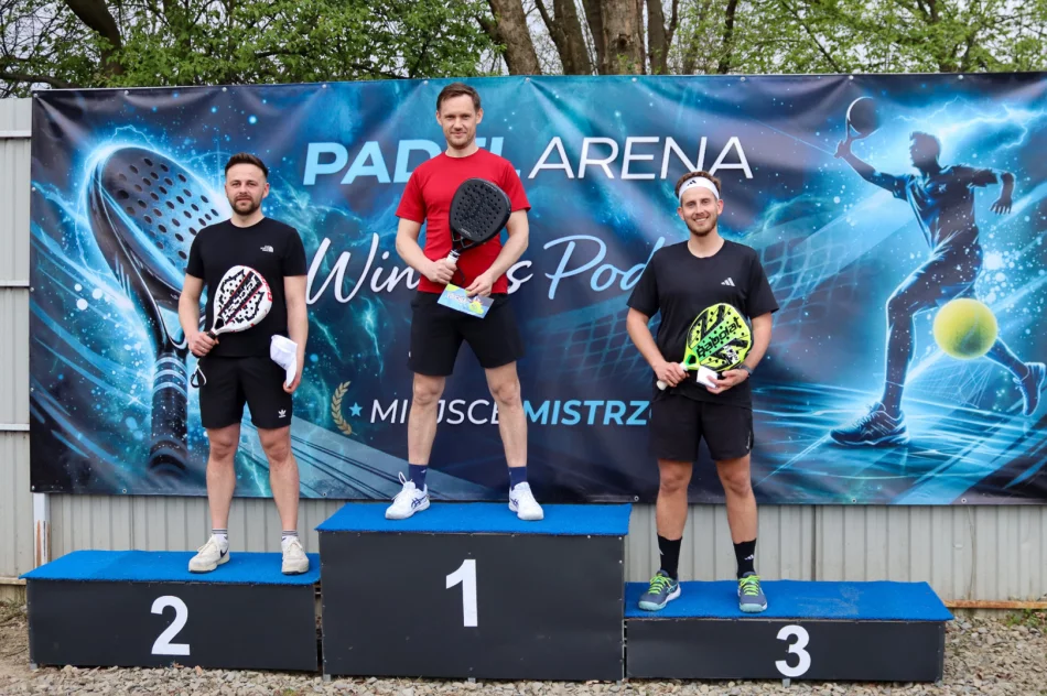 Padel Arena Limanowa otwiera sezon. Zacięta rywalizacja w inauguracyjnym turnieju Mexicano - zdjęcie 2