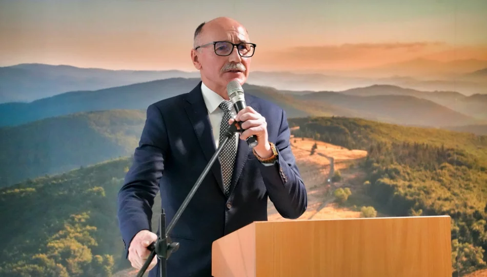 Jest wniosek o odwołanie. "Utrata zaufania" po nazwaniu premiera "zdrajcą i służalcem niemieckim" - zdjęcie 1