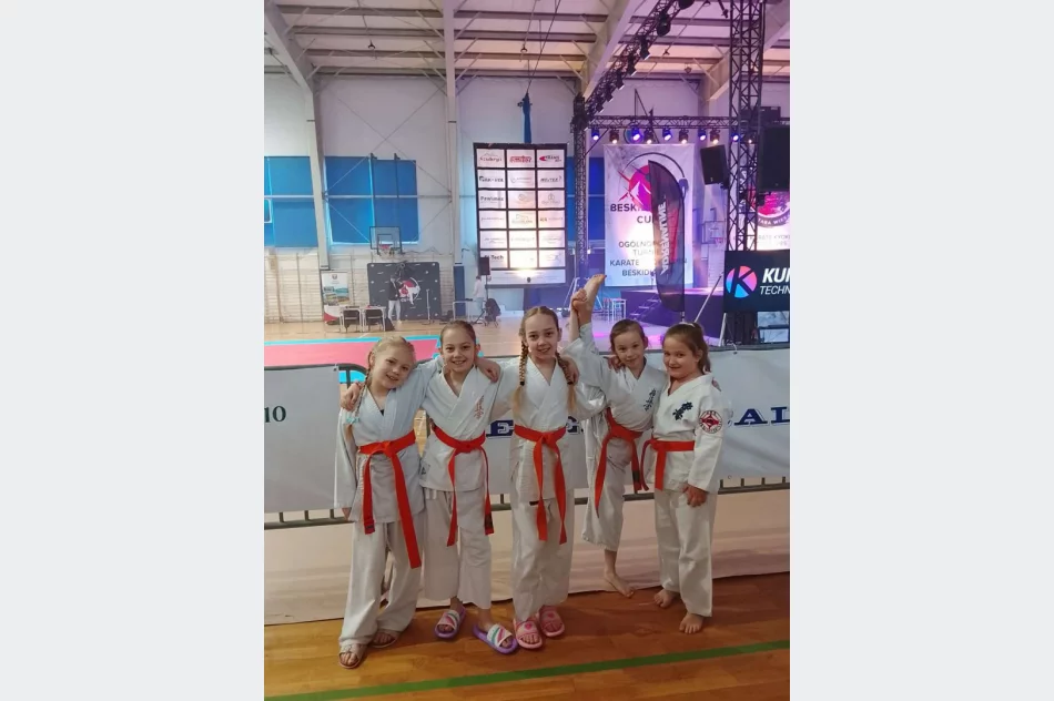 Beskidia Cup – 19 medali i 3 miejsce w klasyfikacji drużynowej dla ARS Limanowa–Joniec Team - zdjęcie 3