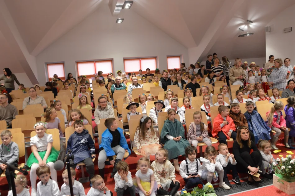 Ponad 200 młodych talentów na scenie - zdjęcie 2