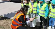 “Kolejowe” sadzonki przy ścieżce zdrowia - zdjęcie 5