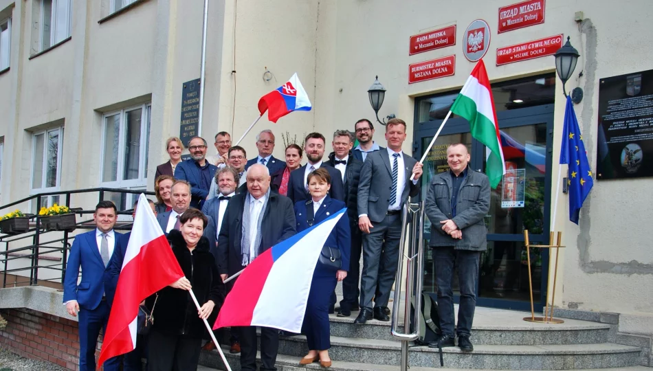 Dawny przemysł, nowe relacje. Fabryki połączyły dwa miasta (ZDJĘCIA) - zdjęcie 1