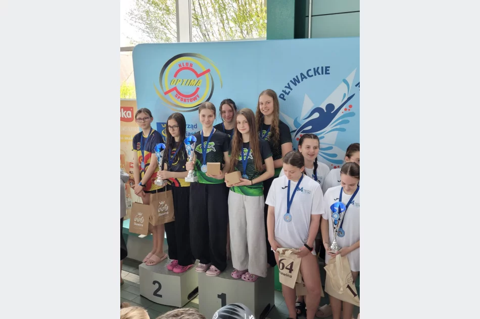 Aligator wprowadza swoją młodzież na szerokie wody - zdjęcie 15