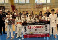 Dobra passa karateków ARS Limanowa–JONIEC Team – seria sukcesów na arenach regionalnych i ogólnopolskich - zdjęcie główne