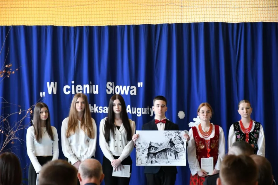 Spotkanie autorskie „W cieniu Słowa” - zdjęcie 4
