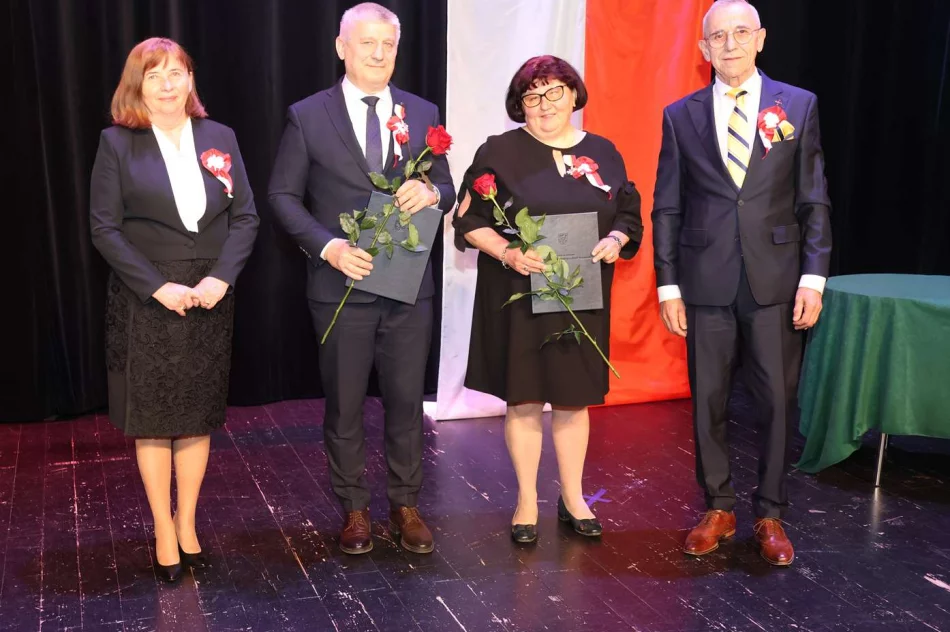 Uroczysta sesja Rady Miasta Limanowa z okazji 235. rocznicy uchwalenia Konstytucji 3 Maja - zdjęcie 20