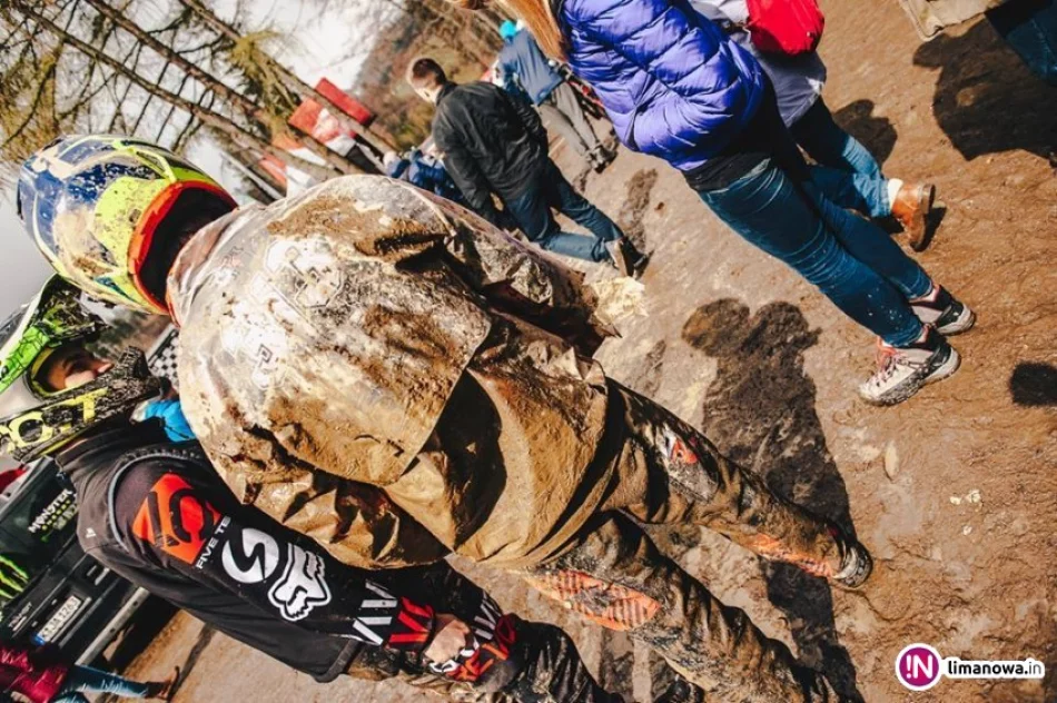 Świetny początek sezonu w wykonaniu Gravity Revolt - zdjęcie 4