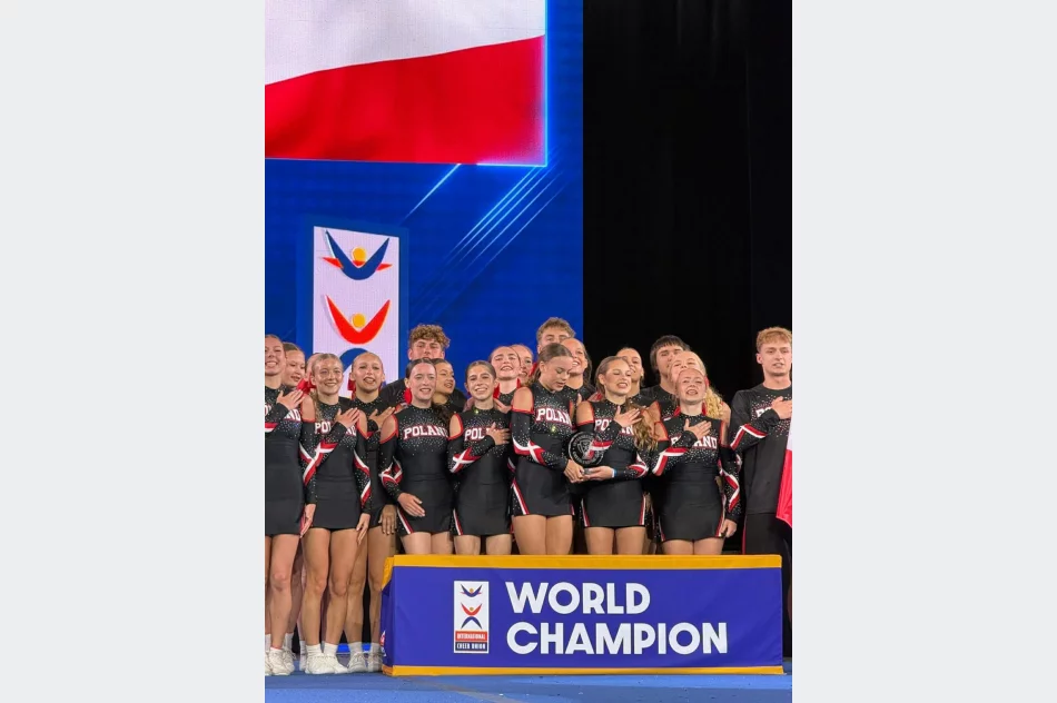 Limanowskie cheerleaderki z medalami w Orlando - zdjęcie 7