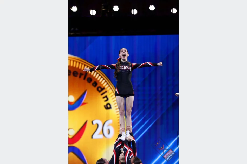 Limanowskie cheerleaderki z medalami w Orlando - zdjęcie 11