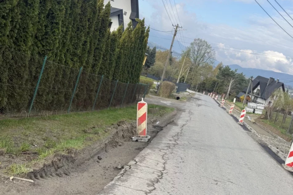 Kto zapłaci za zniszczoną drogę? Firmy mówią „nie”, burmistrz wskazuje wykonawcę - zdjęcie 2