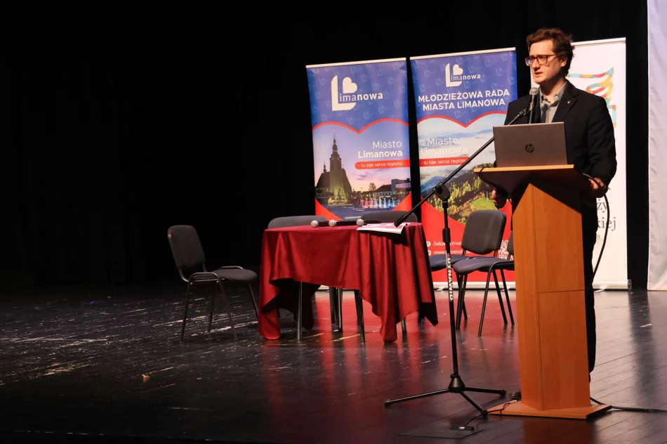 Konferencja „Nowoczesny patriotyzm” w Limanowskim Domu Kultury - zdjęcie 10