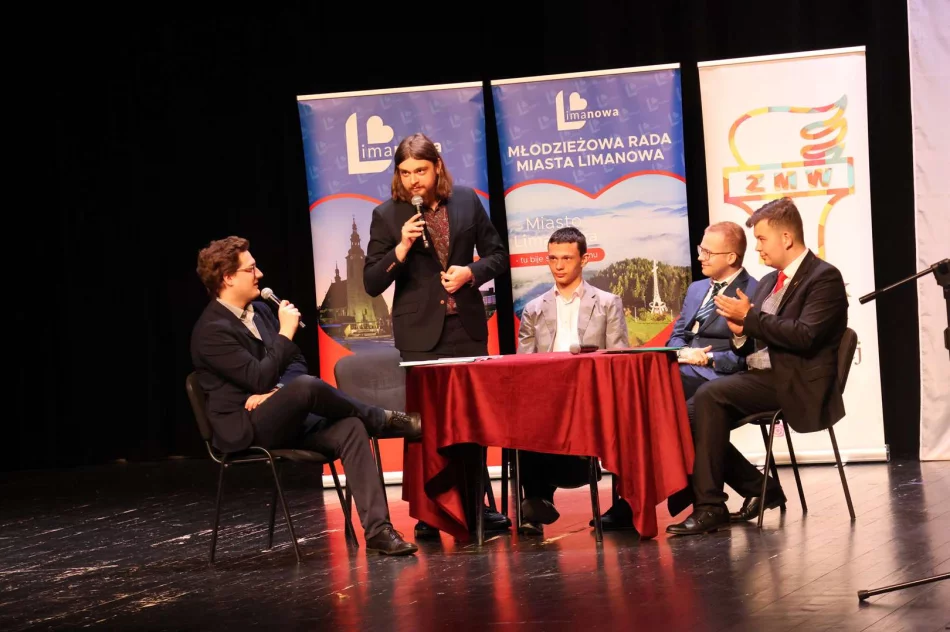 Konferencja „Nowoczesny patriotyzm” w Limanowskim Domu Kultury - zdjęcie 14
