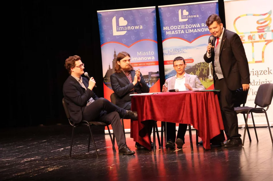 Konferencja „Nowoczesny patriotyzm” w Limanowskim Domu Kultury - zdjęcie 16