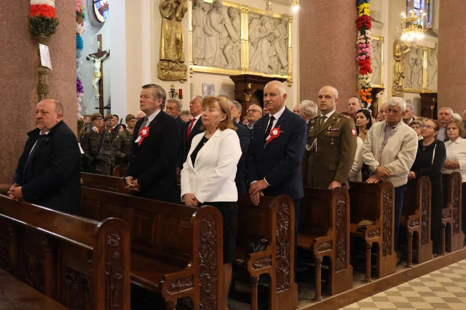 Uroczyste obchody 235. rocznicy uchwalenia Konstytucji 3 Maja - zdjęcie 4