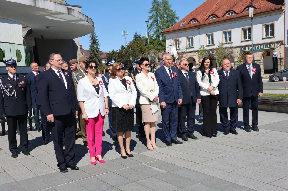 Rocznica uchwalenia Konstytucji na rynku (ZDJĘCIA) - zdjęcie 2