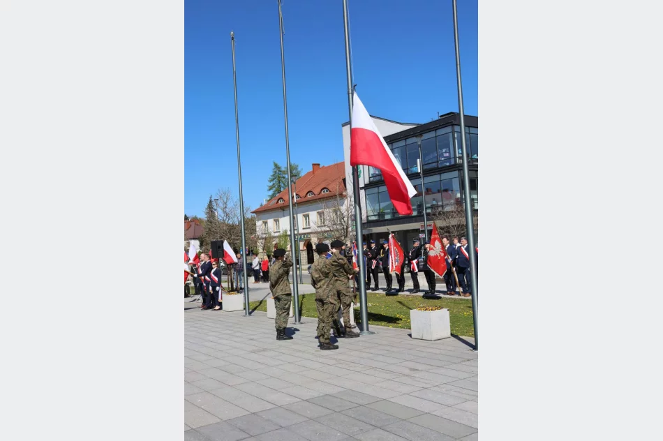 Rocznica uchwalenia Konstytucji na rynku (ZDJĘCIA) - zdjęcie 3