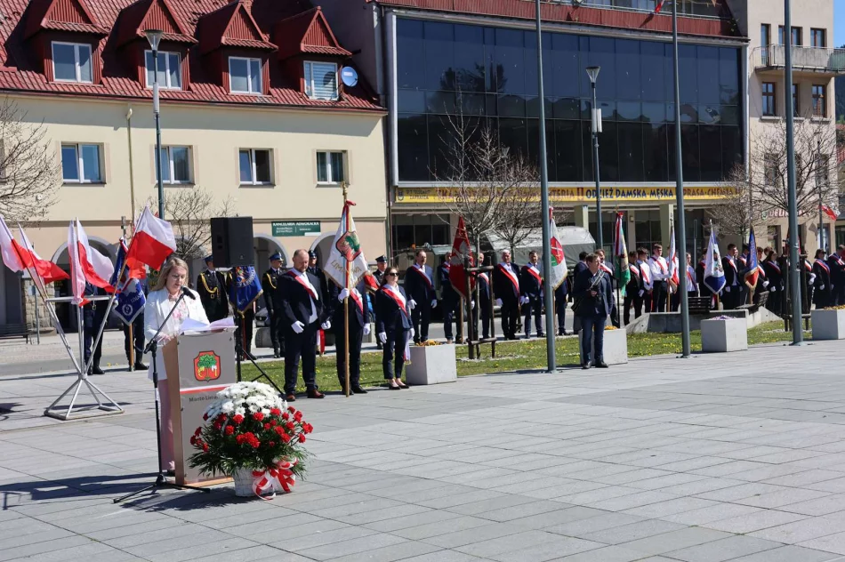 Rocznica uchwalenia Konstytucji na rynku (ZDJĘCIA) - zdjęcie 19