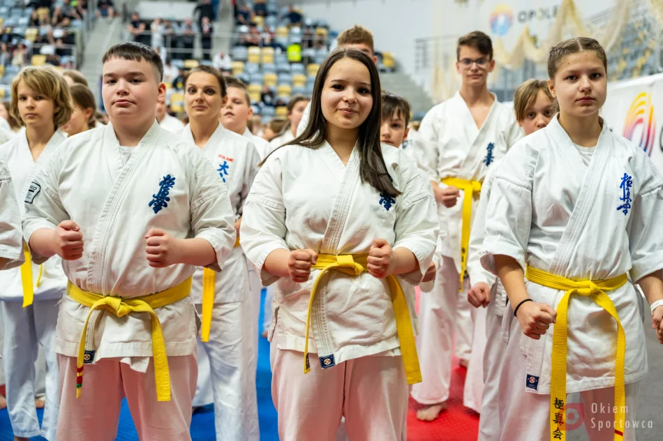 3 tytuły Mistrzów Polski i 6. miejsce drużynowo na Mistrzostwach Polski dla zawodników Limanowskiego Klubu Kyokushin Karate - zdjęcie 11
